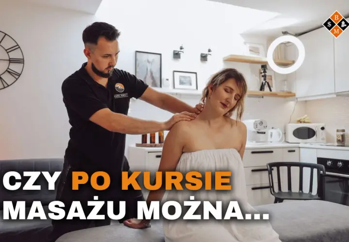Mężczyzna wykonuje masaż karku kobiecie. Czy po kursie masażu można pracować jako masażysta? Dowiedz się więcej!